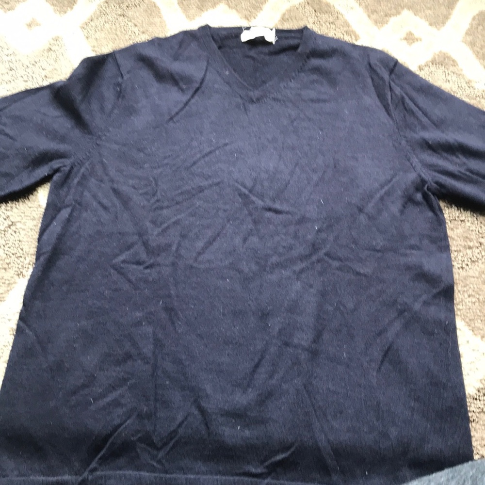 Men’s J Crew v neck sweater